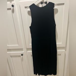 Women’s size 8 black velvet lands end dress